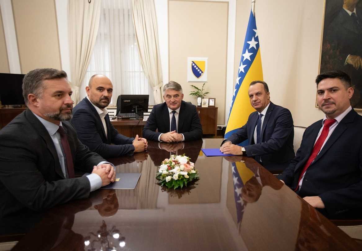 INFO IZ PREDSJEDNIŠTVA BiH: Komšić primio novog ambasadora Ukrajine