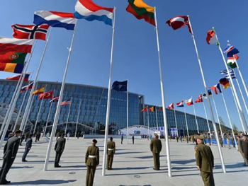 NATO savez razmatra prekid održavanja godišnjih samita