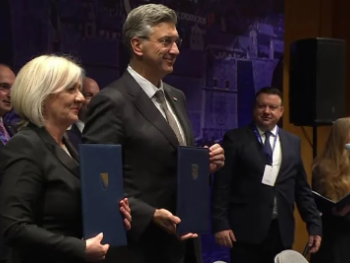Krišto i Plenković ozvaničili sporazum o izgradnji Južne interkonekcije