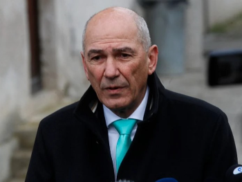 Nazire se vlast u Sloveniji: Vrata za povratak Janeza Janše širom otvorena