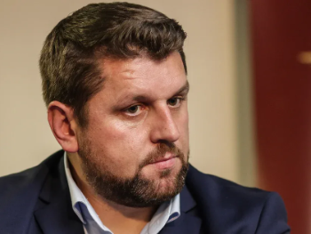 Duraković traži hitno usvajanje konkretnih mjera za zaštitu žena od nasilja u entitetu Rs