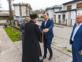 Premijer USK Mustafa Ružnić posjetio paroha bihačkog