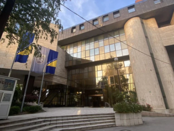 U FBiH za 15 mjeseci izgubljeno 10.000 radnih mjesta, ali ne u institucijama