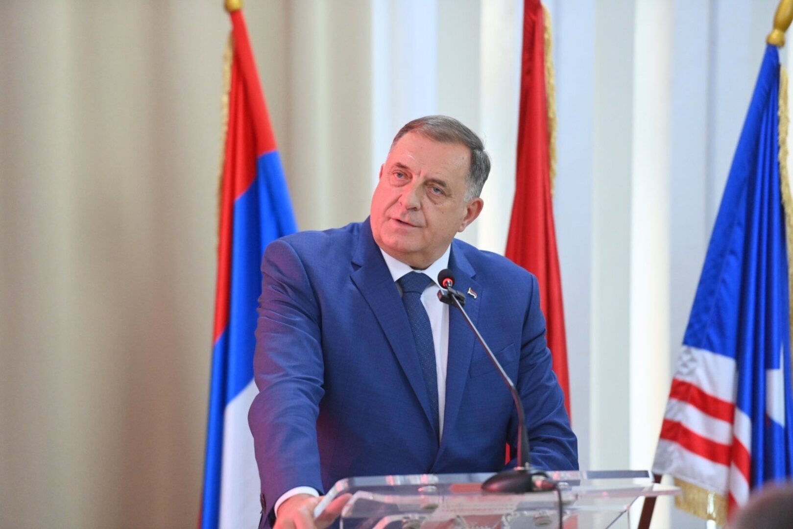 Dodik se boji pobune: Sporni zakon se povlači. Barem do izbora