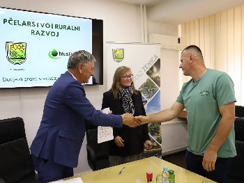 Grad Zenica pripazio i pčelare