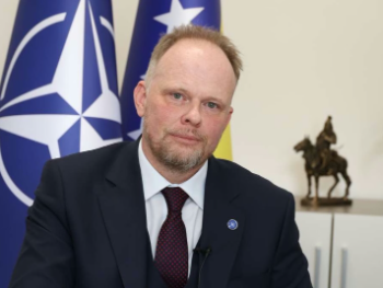 Hamilton: Ako NATO može postići konsenzus među 32 članice, može i BiH među tri zajednice