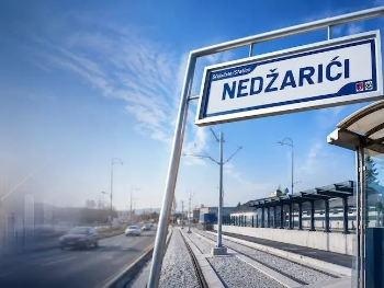 Za reklame na 63 tramvajska stajališta KS traži oko 600.000 KM, evo šta je zabranjeno