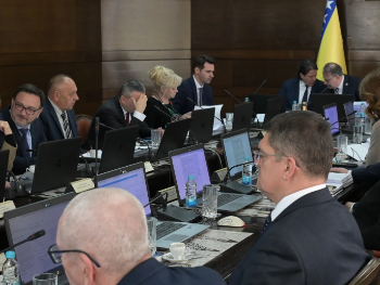 Pad prihoda od doprinosa, neradna nedjelja, minimalac - kako je Vlada FBiH svojim mjerama "udavila ekonomiju"