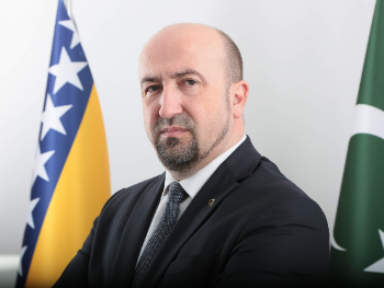 Jusić: Islamska zajednica oštro osuđuje islamofobični govor državnog ministra Srđana Amidžića