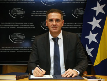 Usvojen Smajićev Zakon o službi u Oružanim snagama BiH