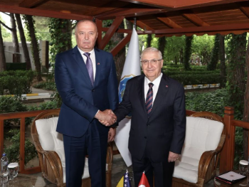Helez i turski ministar odbrane: Stižu dronovi, antidron zaštita...