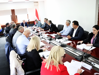 SDP BiH poručuje: Državna imovina mora ostati vlasništvo države, mandat visokog predstavnika traje do imenovanja nasljednika