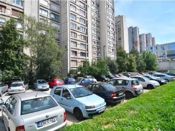 Automobila nikad više, mjesta sve manje: Grad je pretijesan, parking u Sarajevu pretvara se u opšti haos