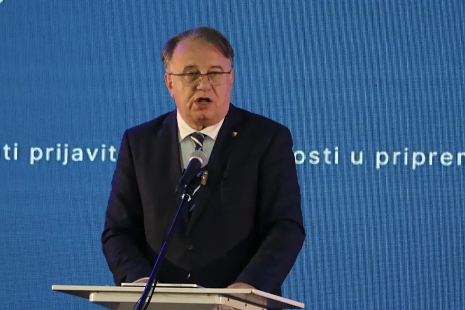 Nikšić optužio Avdića za širenje „laži“ i pokušaj opstrukcije spašavanja Željezare Zenica - slika 1