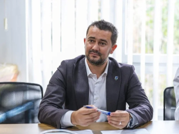 Detalji akcije u USK: Uhapšen kantonalni ministar obrazovanja Denis Osmankić