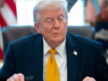 Trump: Nećemo Irancima dopustiti da imaju uranij