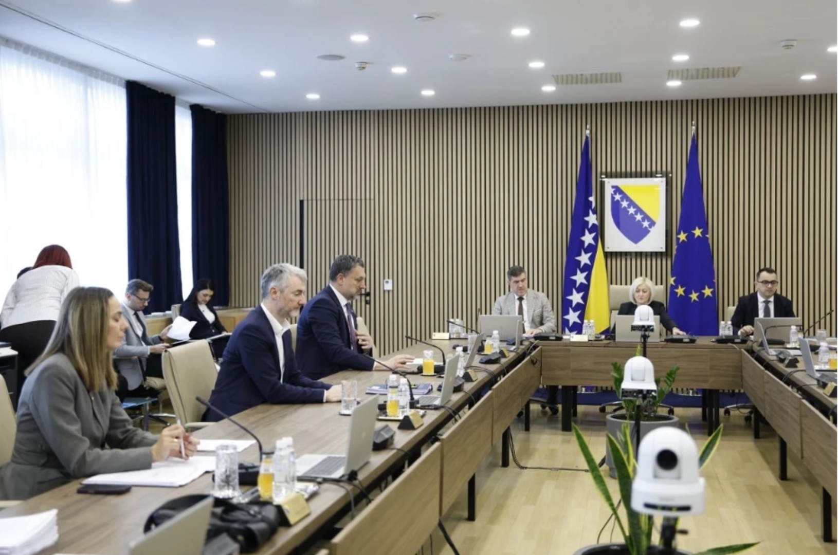 Konaković se pohvalio da je za njhovog manadata budžet BiH porastao za 50 posto, ali preko čijih leđa - slika 1