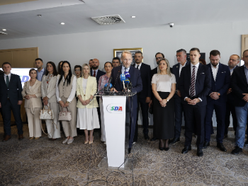 Izetbegović: Pred nama su odlučujuće borbe za BiH