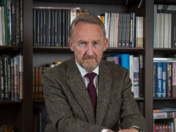 Izetbegović odgovorio Murphyju: "Tvrdnje su najobičnija laž, pokušava spasiti propalu Trojku"