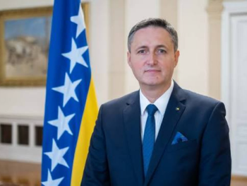 Bećirović na Kapiji: Za Srbiju i Vučića je velika sramota što je zločinac Đukić još uvijek na slobodi