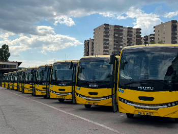 Šteta: U Sarajevo je stiglo 10 od 15 minibusa
