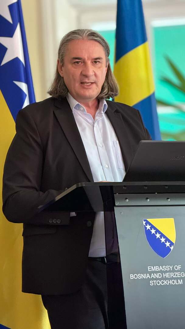 U Ambasadi BiH u Stokholmu održan seminar o sjećanju, istini i demokratiji - slika 3