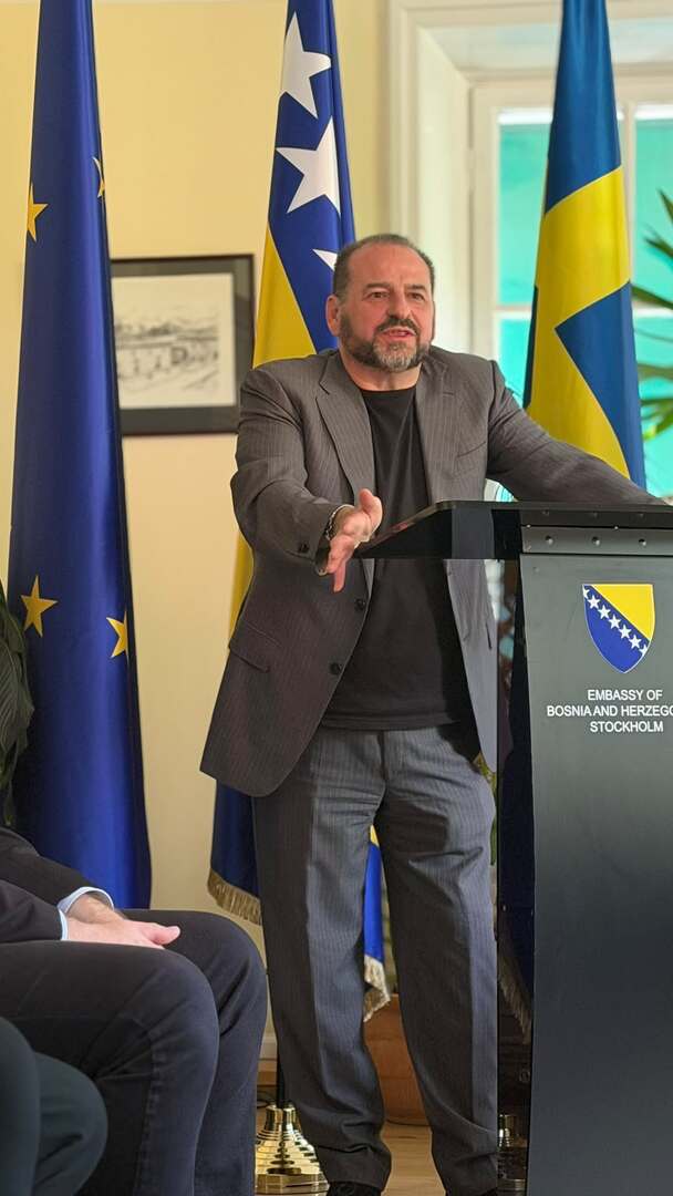 U Ambasadi BiH u Stokholmu održan seminar o sjećanju, istini i demokratiji - slika 2
