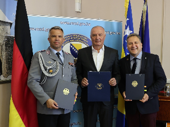 Potpisan sporazum za izgradnju skladišta naoružanja u Derventi vrijedan tri miliona eura