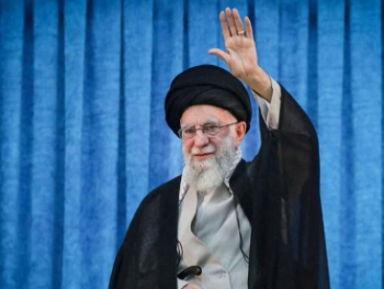 Iran planira sahranu Ali Hamneija