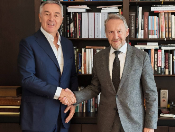 Izetbegović razgovarao s bivšim predsjednikom i premijerom Crne Gore Đukanovićem