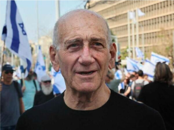 Bivši izraelski premijer: "Netanyahu i njegovi saradnici su zločinci"