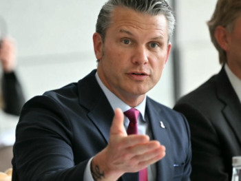 Hegseth na obilježavanju Dana D: "Danas evropske plaže osvajaju druge, opasne ideologije"