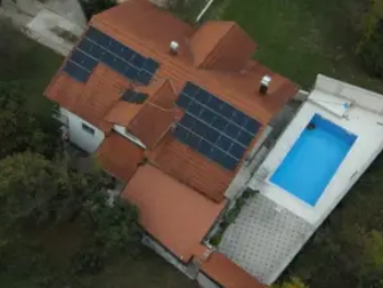 Građani mogu dobiti do 7.000 KM za kućne solarne elektrane