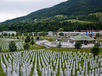 Udruženje žrtava i svjedoka genocida: "Sramotno da se 11. juli svede samo na saopćenje"