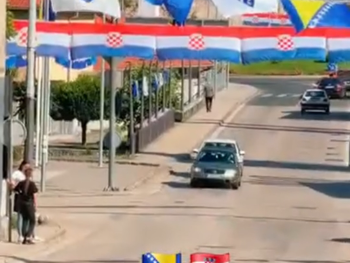 U Stocu postavljene bh. i hrvatske zastave uoči početka Mundijala