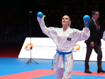 Karatistkinja Nejra Sipović, hh. šampionka osvojila titulu najbolje na svijetu