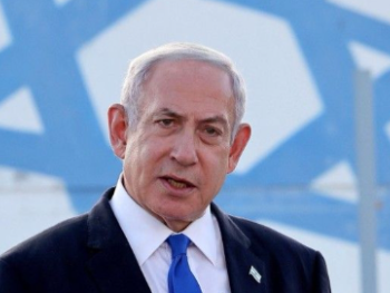 Bivši izraelski premijer: Netanyahua treba ukloniti štapovima i kamenjem