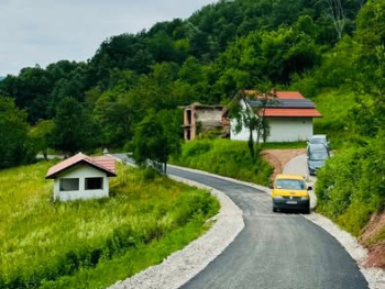 Asfaltiran put u Konjevićima kod Bratunca: Bolja povezanost za povratničko naselje