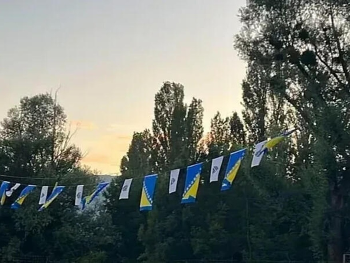 U Livnu postavljene nove zastave BiH i RBiH, sada ih je više nego prethodni put
