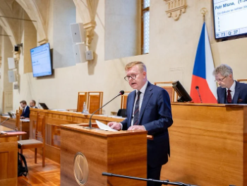 Češki Senat usvojio rezoluciju o sjećanju na genocid u Srebrenici11. juli