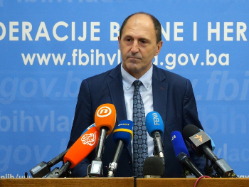 Nenadić: Na biroima 250.000 nezaposlenih, aktivnih tek 40.000