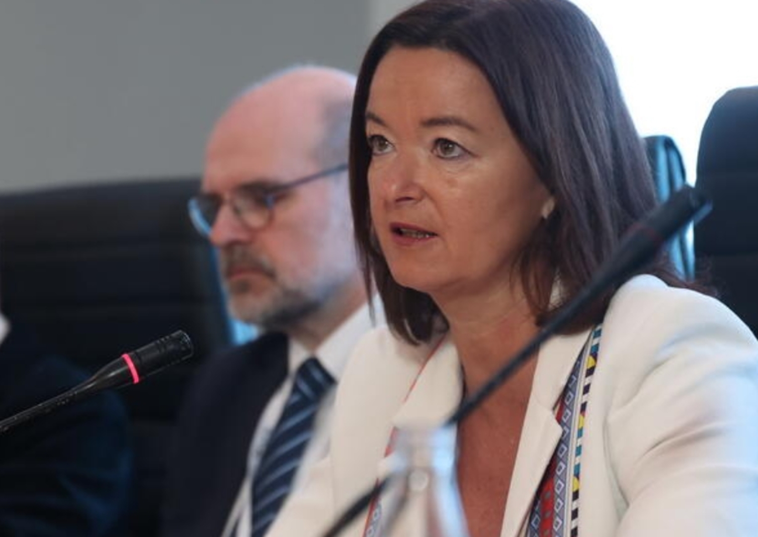 Fajon sumnja u tehnologiju: Eksperiment na izborni dan? - slika 1