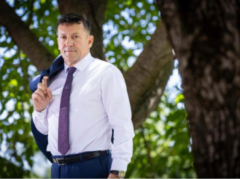 Lučić tvrdi da je njegova stranica bila hakirana i privremeno uklonjena