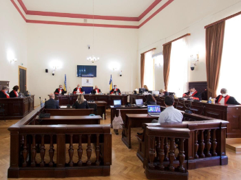 Ustavni sud BiH preispituje odredbu o neizvršavanju odluka visokog predstavnika