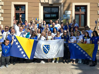 Gradska uprava Cazina pružila podršku reprezentaciji BiH: Uz zmajeve srcem i dušom