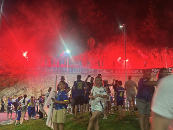 STOLAC U DELIRIJUMU! SLAVLJE I U ČAPLJINI