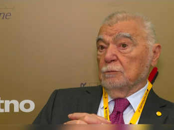 Mesić: OHR treba ostati u BiH, ideje o podjelama su opasne