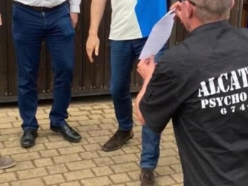 OPET SKANDAL: Zastupnik AfD-a snimljen s nacističkim pozdravom