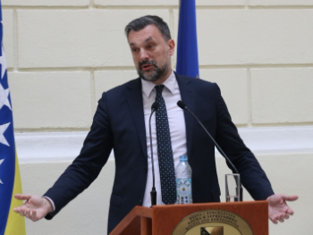 Od moskovskog konja do sarajevskog poniženja: Konaković pere krivicu za jačanje Dodika