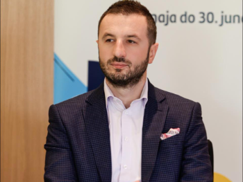 "Na čelu Bosne i Hercegovine nalazi se kukavica Denis Bećirović"